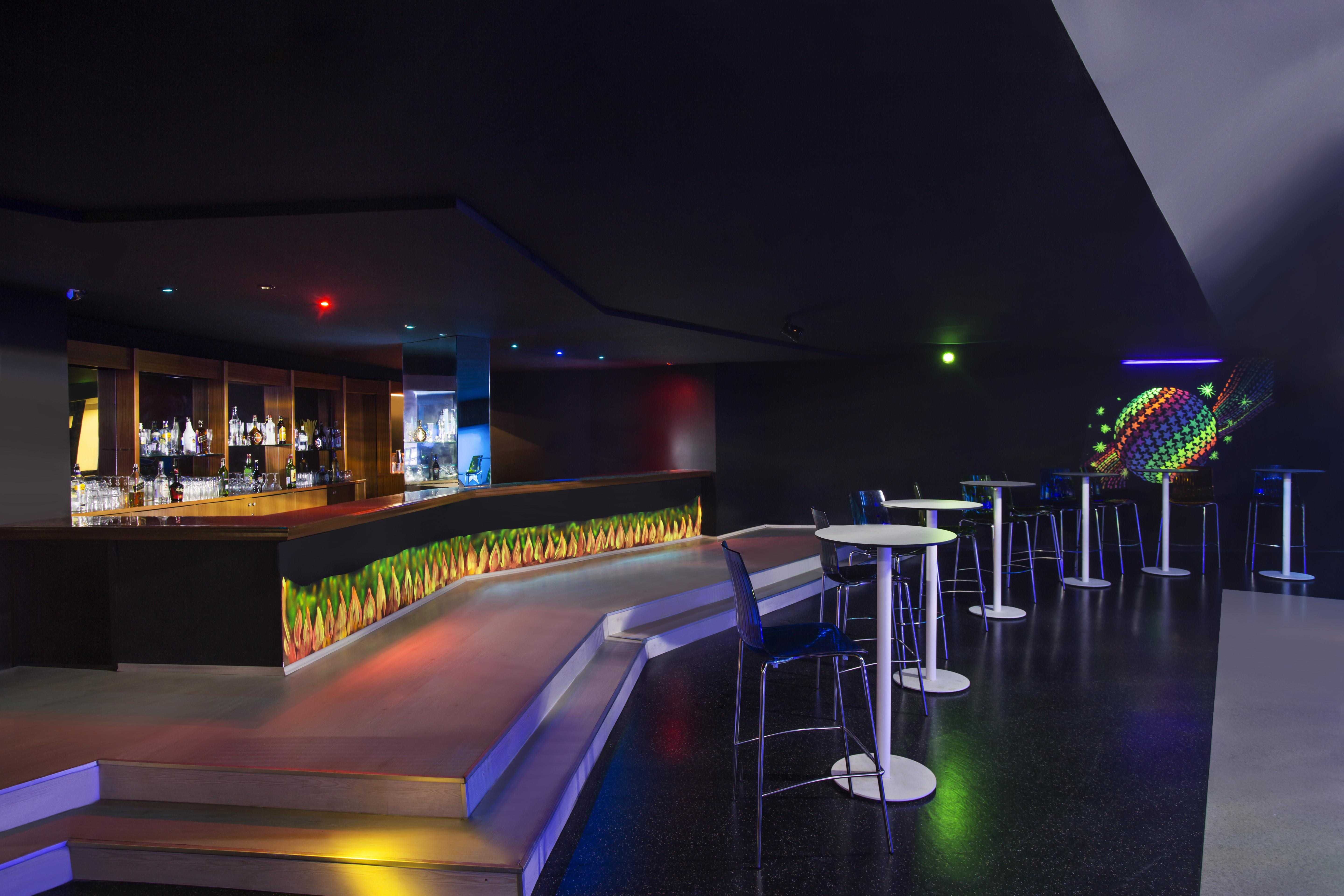 Innvista Hotels Belek Faciliteiten foto The bar at the nightclub