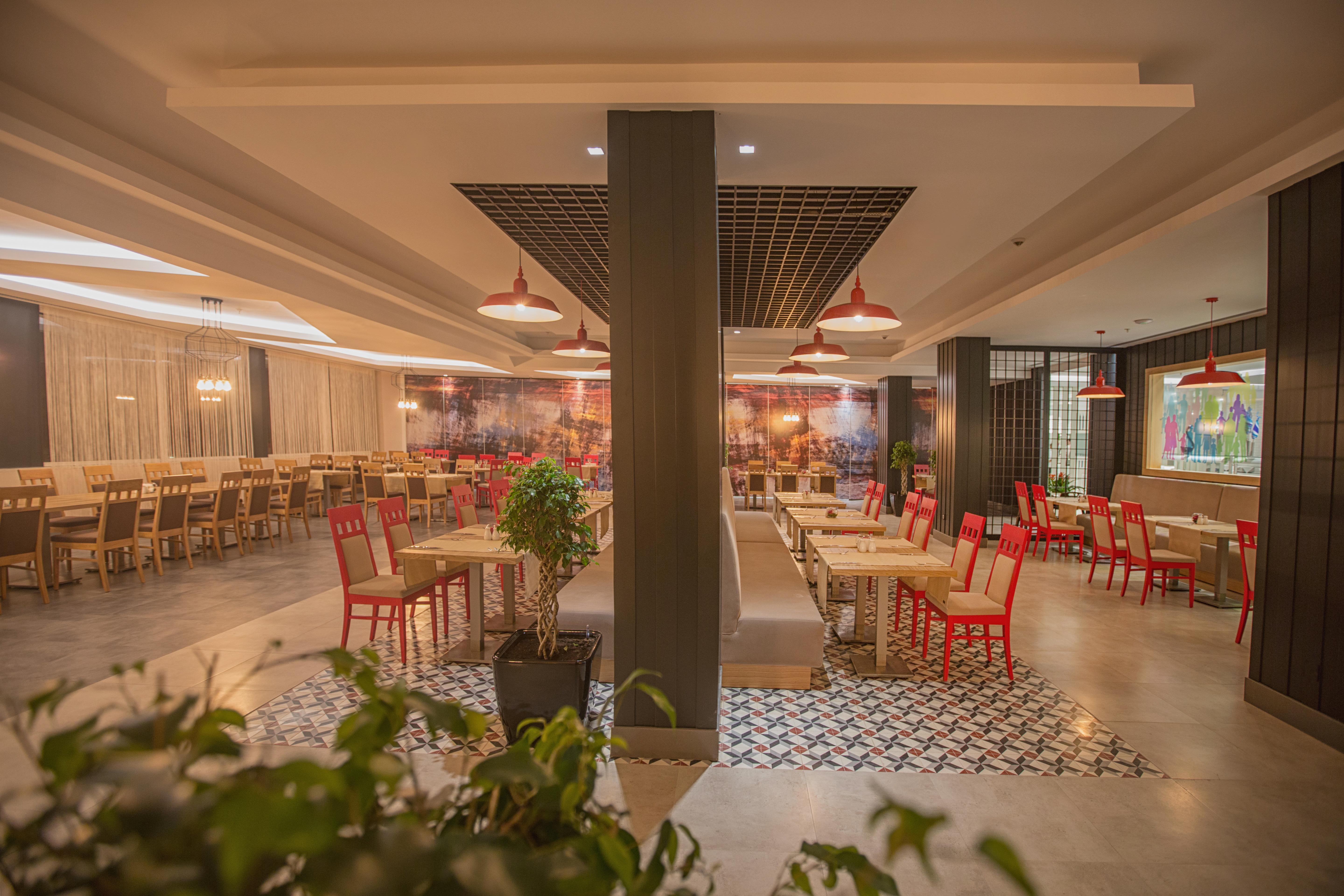 Innvista Hotels Belek Buitenkant foto The restaurant