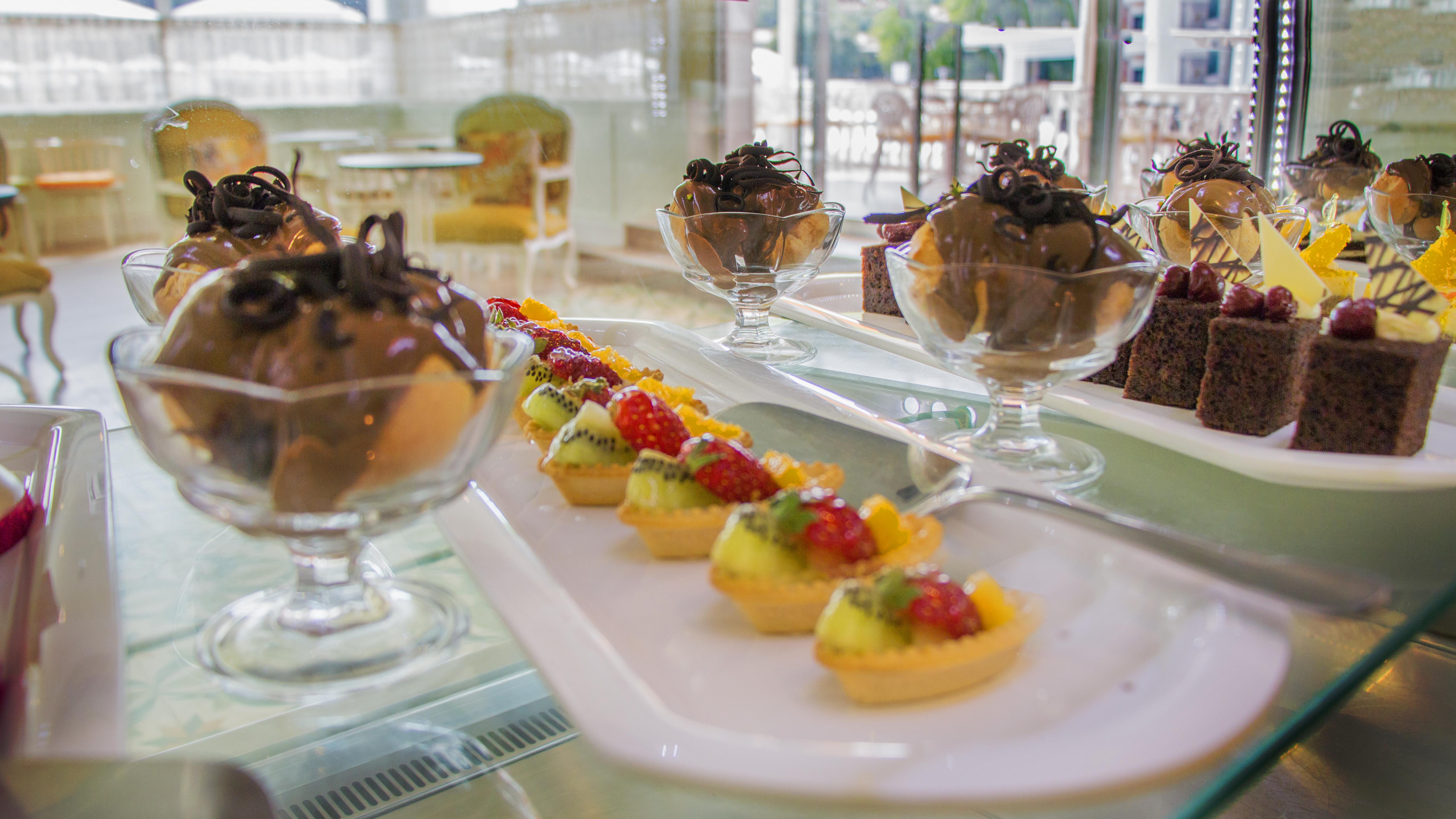 Innvista Hotels Belek Buitenkant foto Desserts