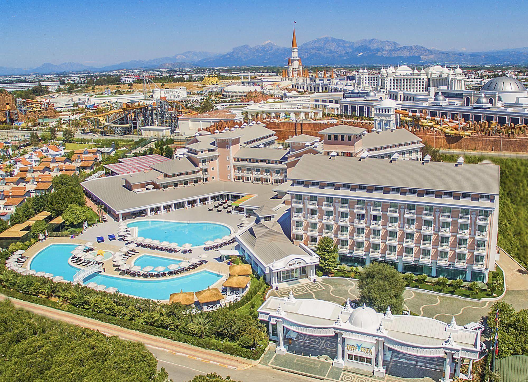 Innvista Hotels Belek Buitenkant foto Aerial view of the resort